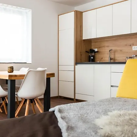 Apartment Hisa Kosobrin *